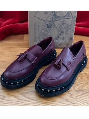 Free People NIB Teagan Tassel Loafer (8.5)